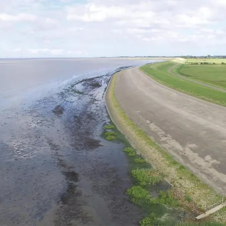 3 Bedroom Stunning In بيت للعطل Westerland