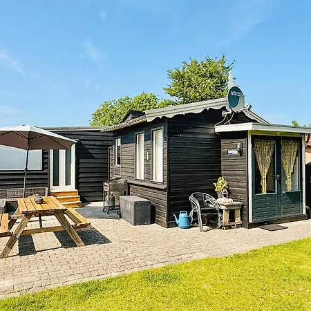 3 Bedroom Stunning In * Westerland