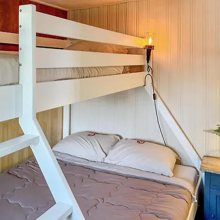 3 Bedroom Stunning In Holiday home