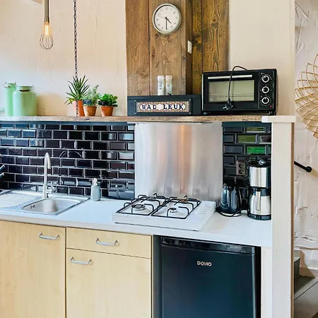 3 Bedroom Stunning In *